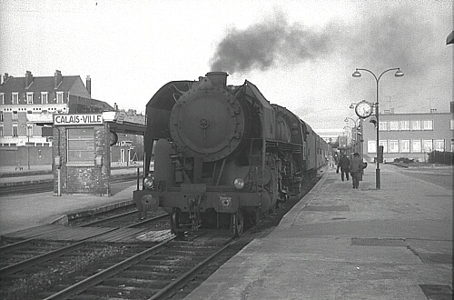 A class 141R steam locomotive at Calais Ville station.